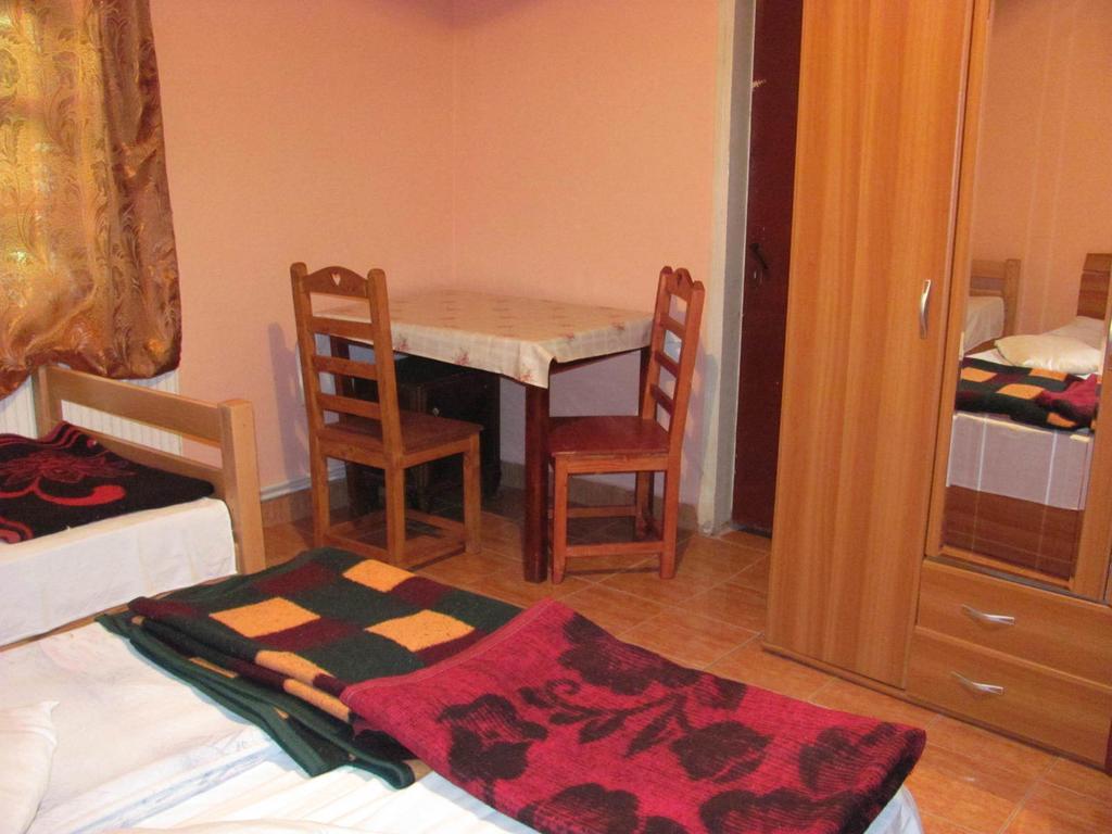 Szurdok Panzió BaileTusnad Zimmer foto