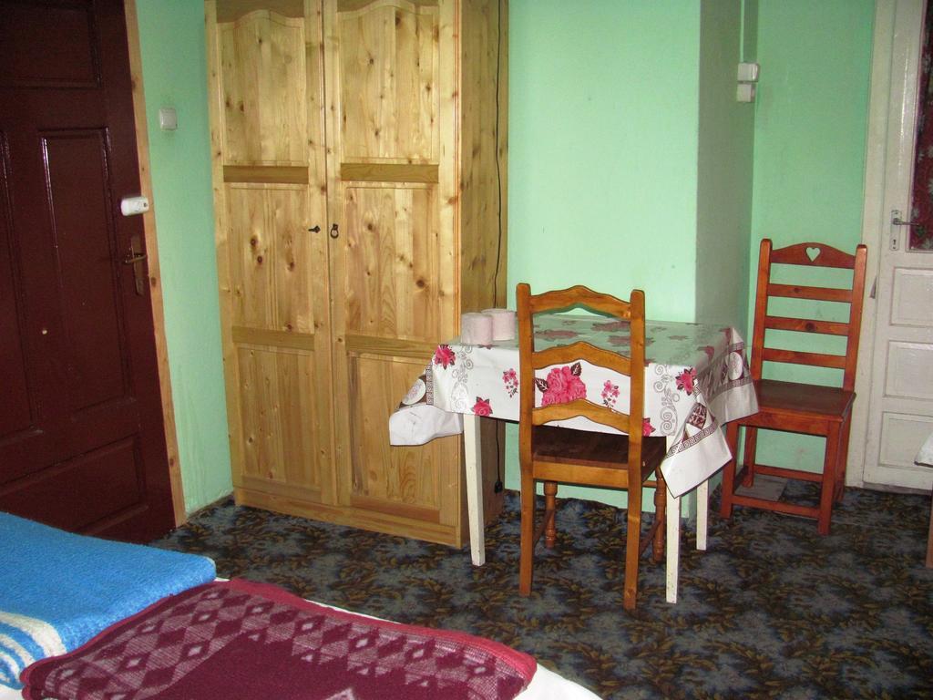 Szurdok Panzió BaileTusnad Exterior foto